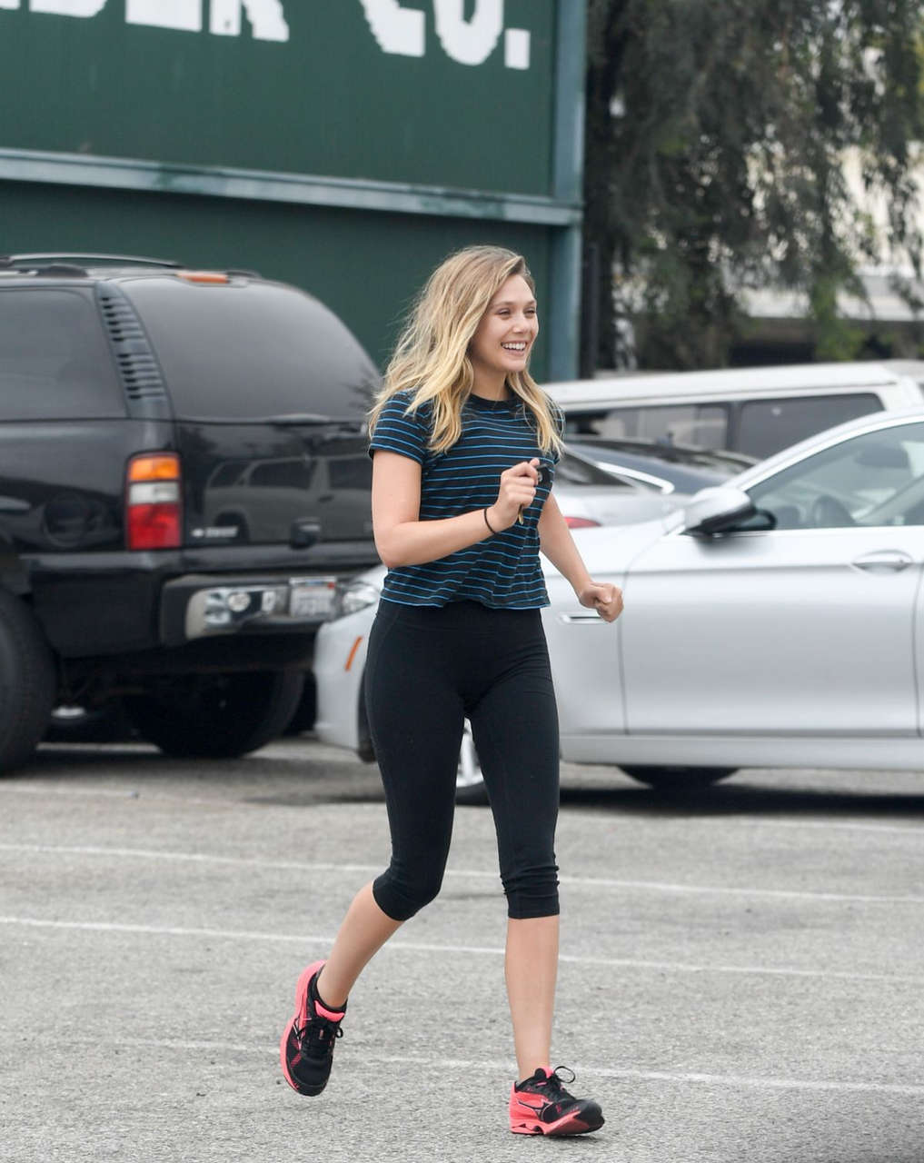 Elizabeth Olsen Arrives Gym West Hollywood