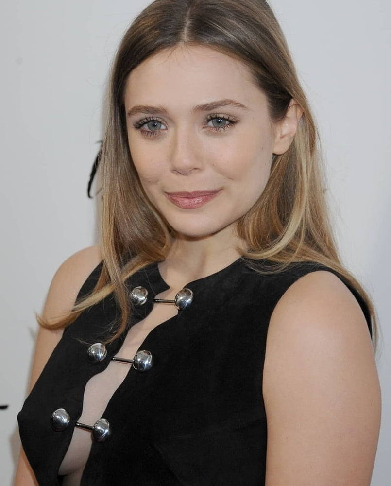 Elizabeth Olsen Hot