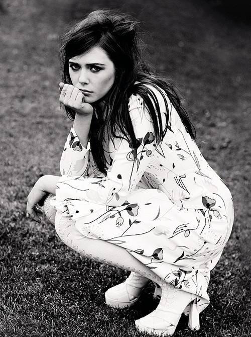 Elizabeth Olsen Photographed By David Roemer For