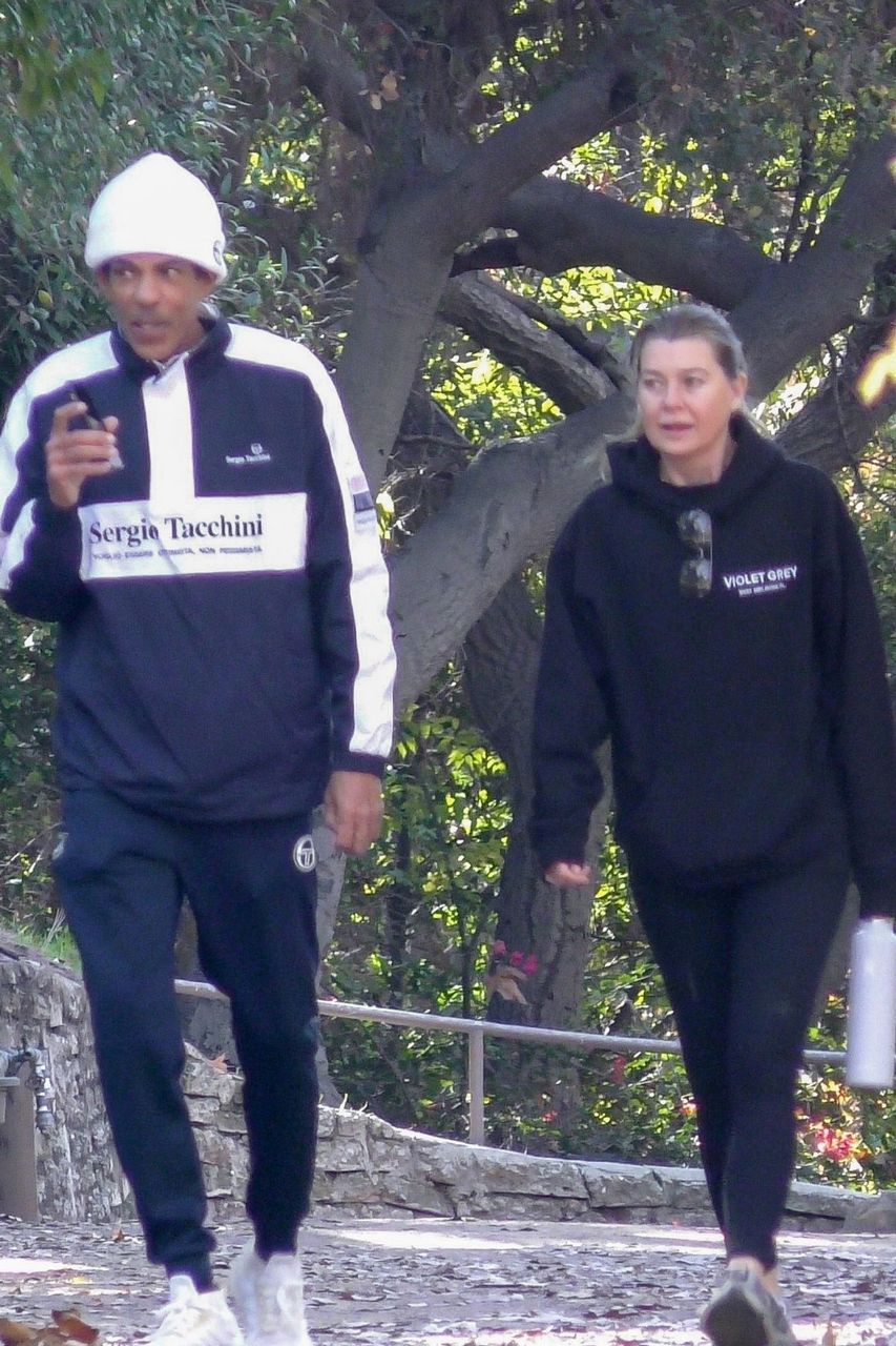 Ellen Pompeo And Chris Ivery Out Hiking Los Feliz