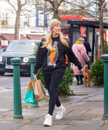Ellie Goulding Out Shopping London