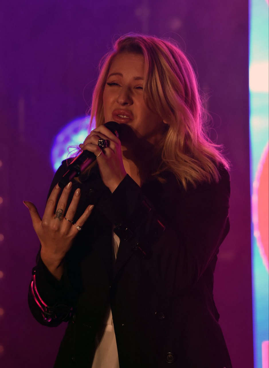 Ellie Goulding Performs Key 103 Gig Manchester