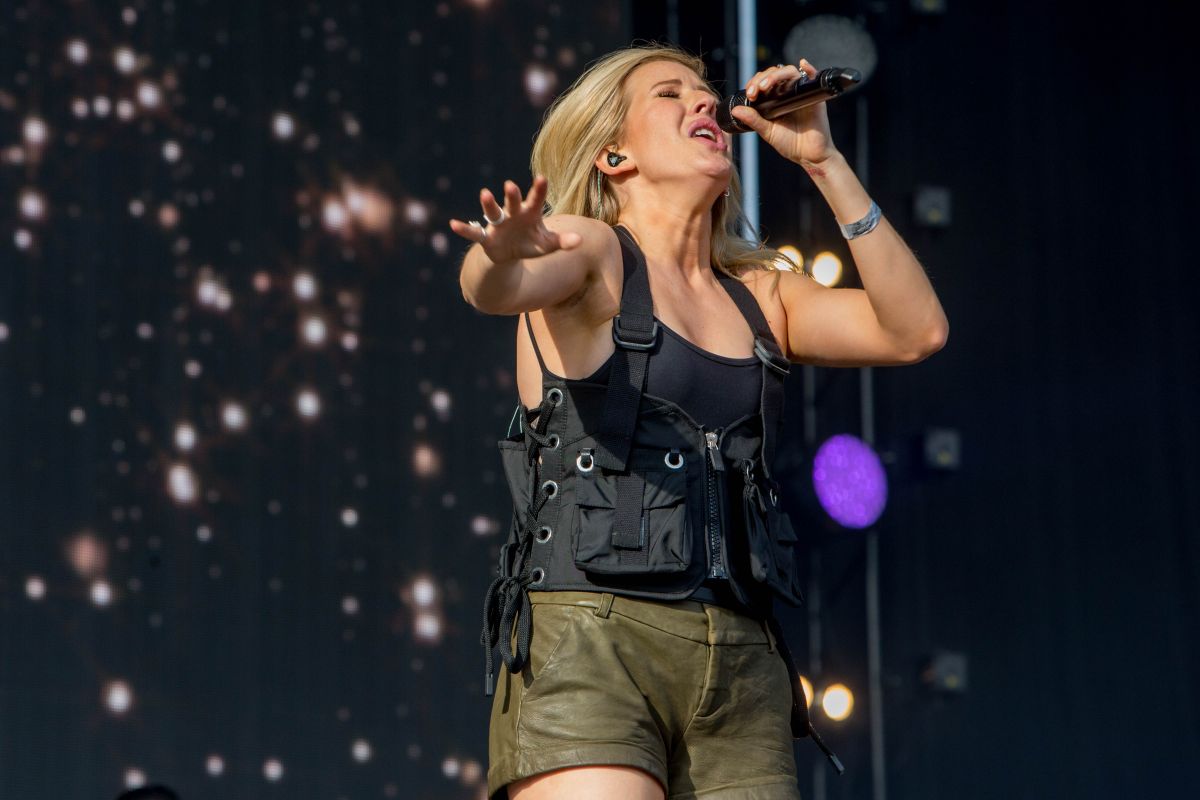 Ellie Goulding Performs Radio 1s Big Weekend Exeter