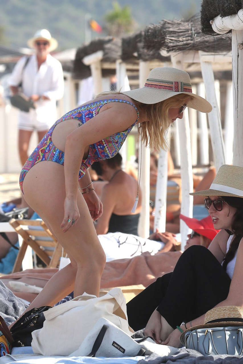 Ellie Goulding Swimsuit Beach Miami