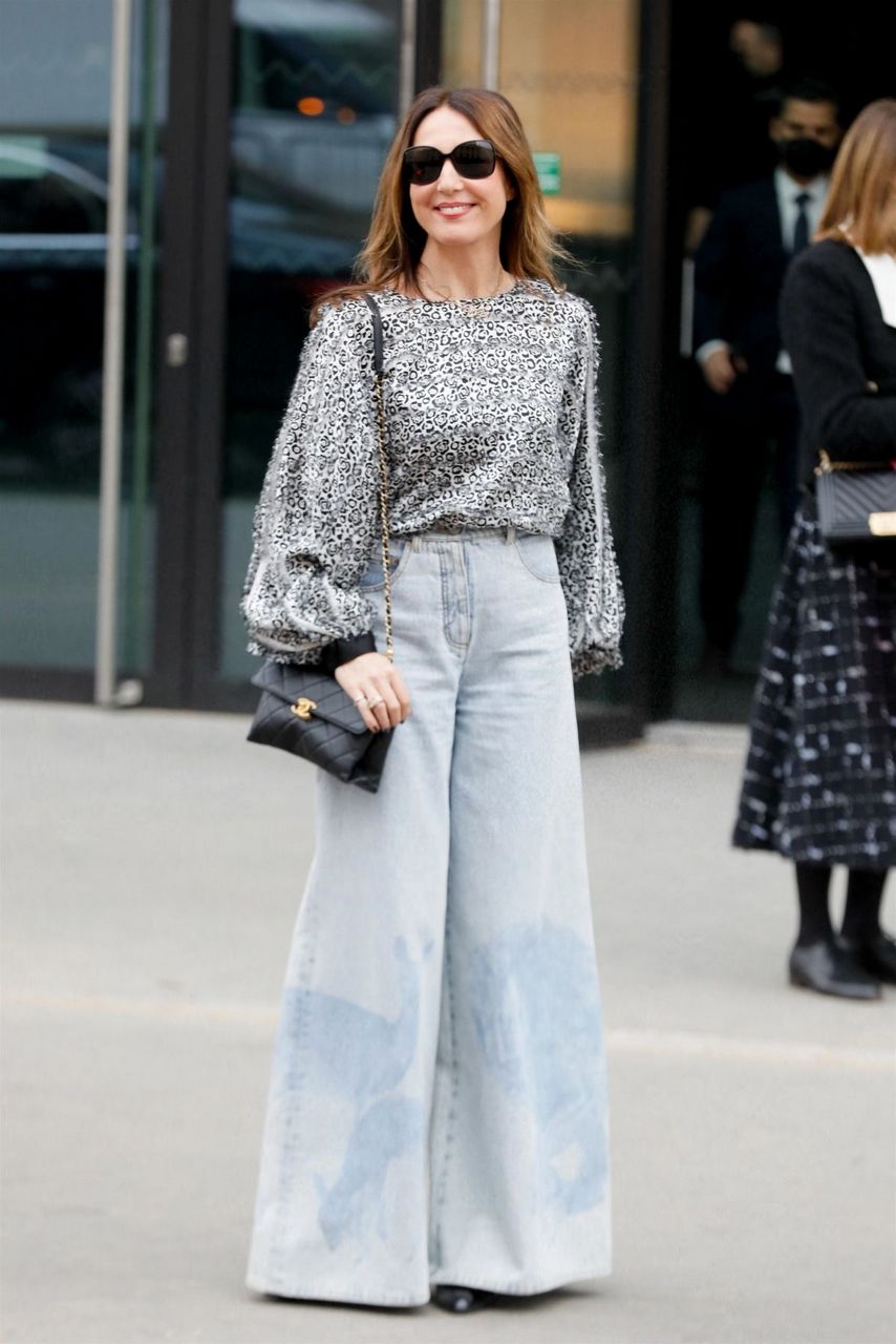 Elsa Zylberstein Arrives 2022 Chanel Haute Couture Show Paris Fashion Week