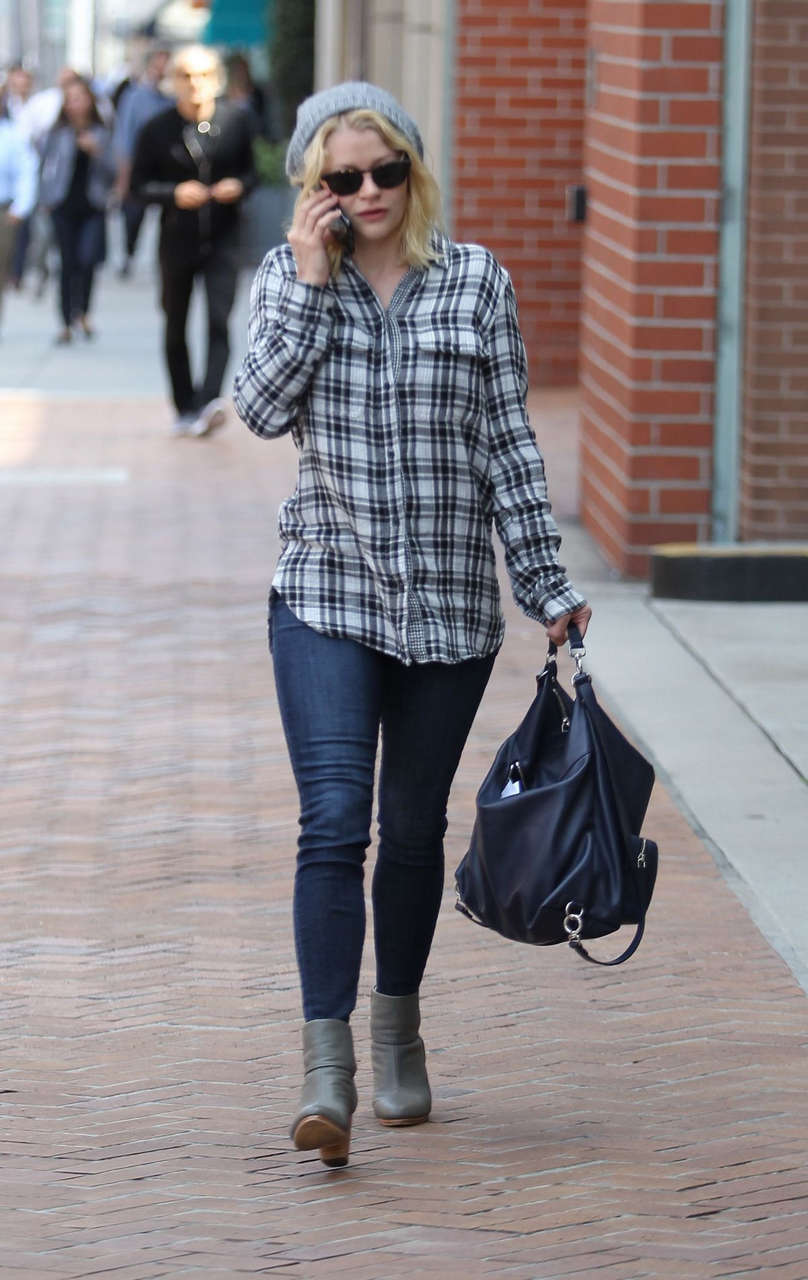 Emilie De Ravin Out About Beverly Hills