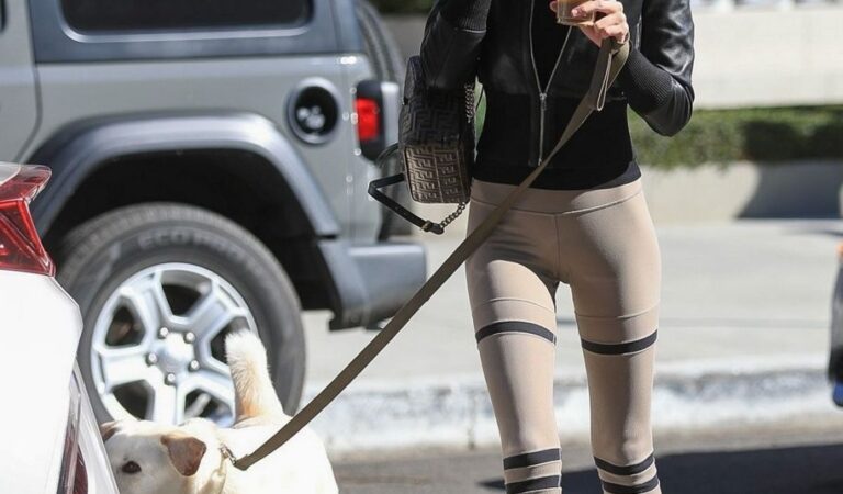 Emma Herman Out With Her Dog West Hollywood (7 photos)