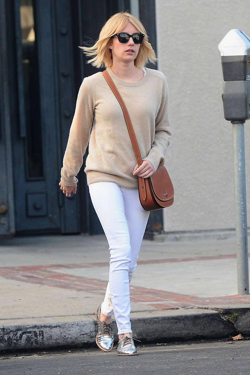 Emma Roberts Gets New Color Hair Cut Nine Zero One Salon West Hollywood