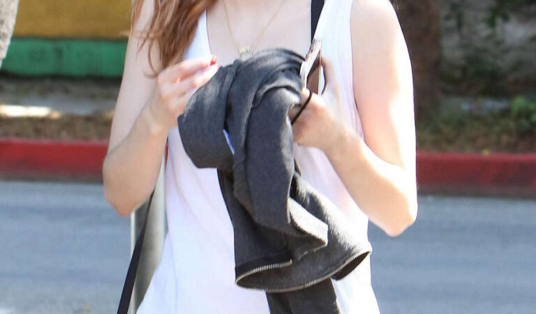 Emma Roberts Leaves Gym West Hollywood (26 photos)
