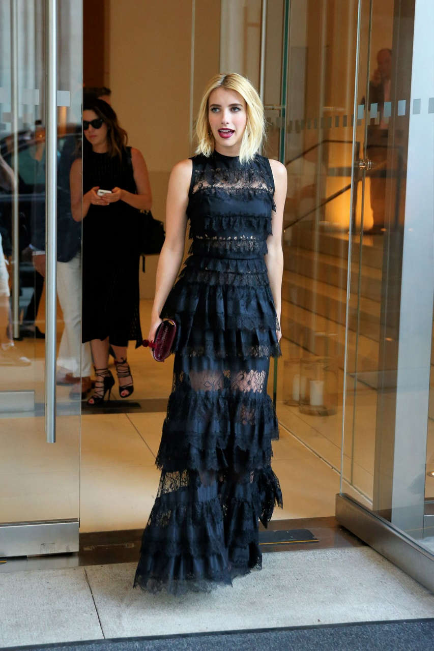 Emma Roberts Leaves Her Hotel New York
