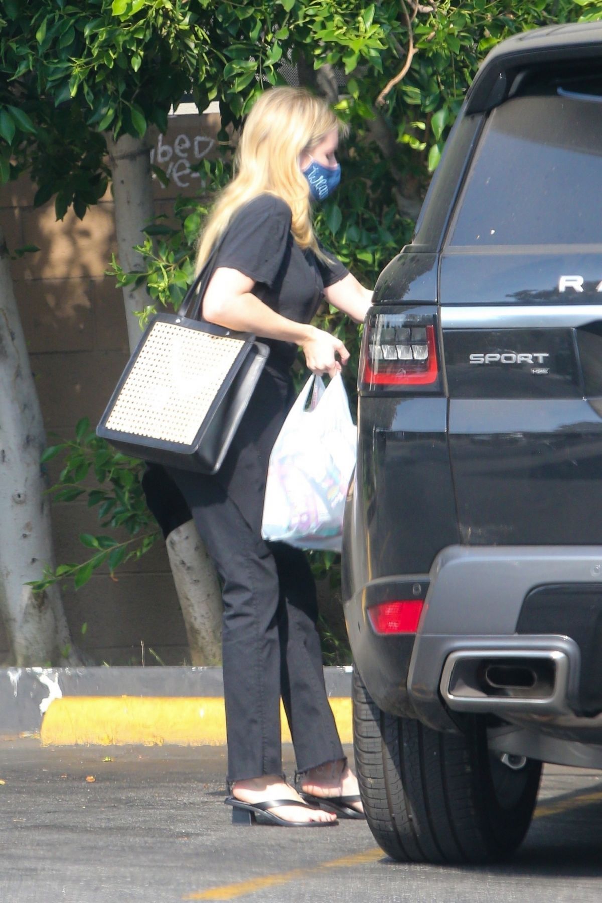Emma Roberts Out Shopping Los Feliz