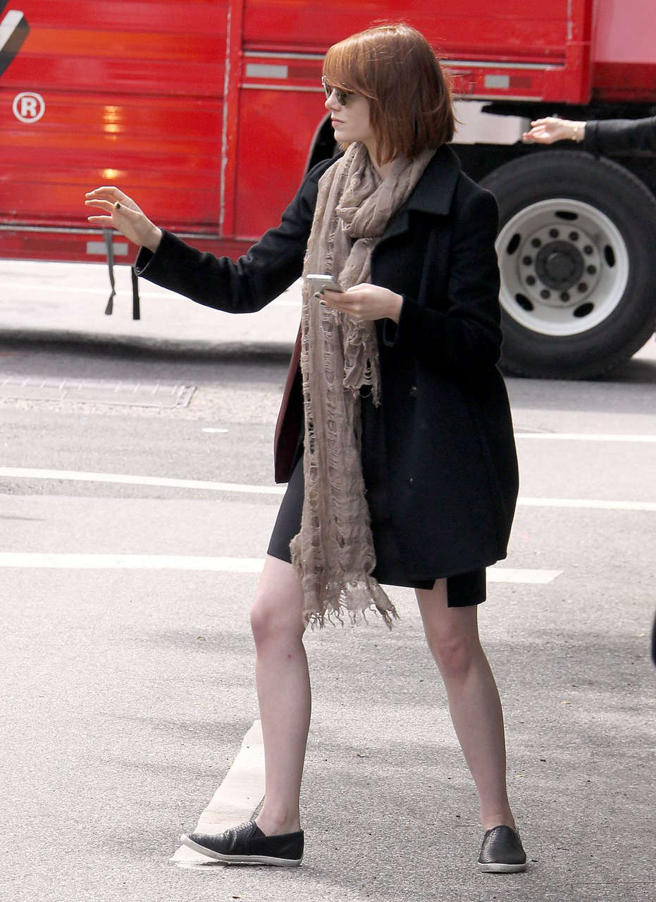 Emma Stone Hailing Cab New York