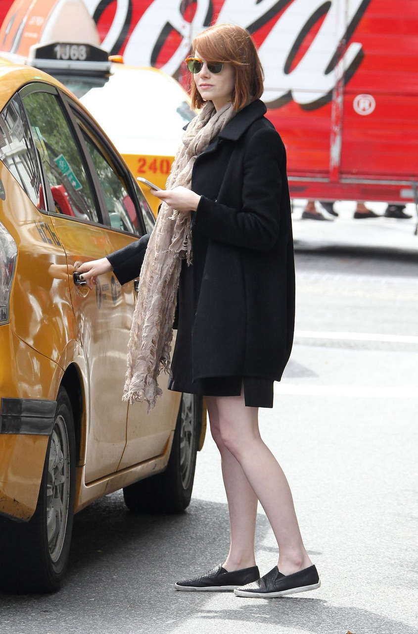 Emma Stone Hailing Cab New York