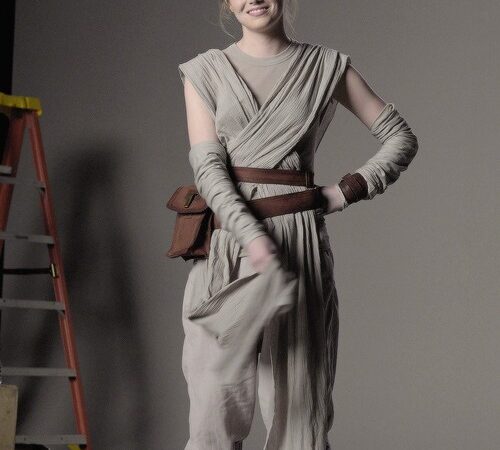 Emma Stone Star Wars The Force (2 photos)