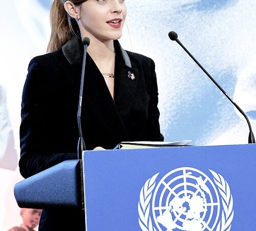 Emma Watson At The World Economic Forum In Davos (1 photo)