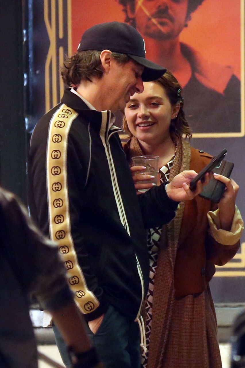 Florence Pugh And Zach Braff Night Out With Friends Los Angeles