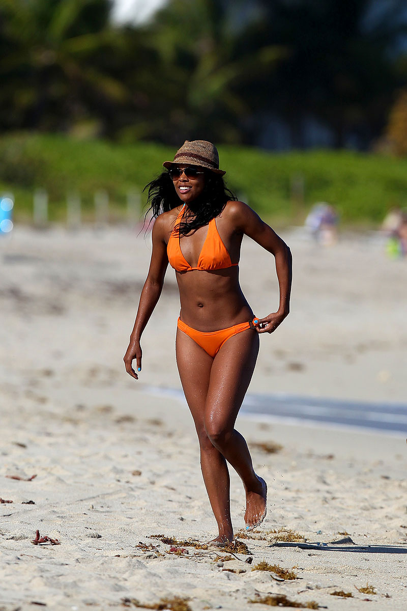 Gabrielle Union Bikini Candids Miami Beach