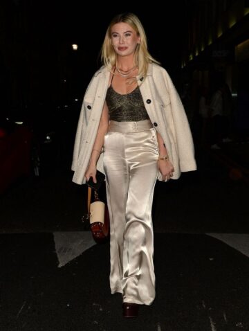 Georgia Toffolo Arrives Quantas Gallery Nft Opening Party London
