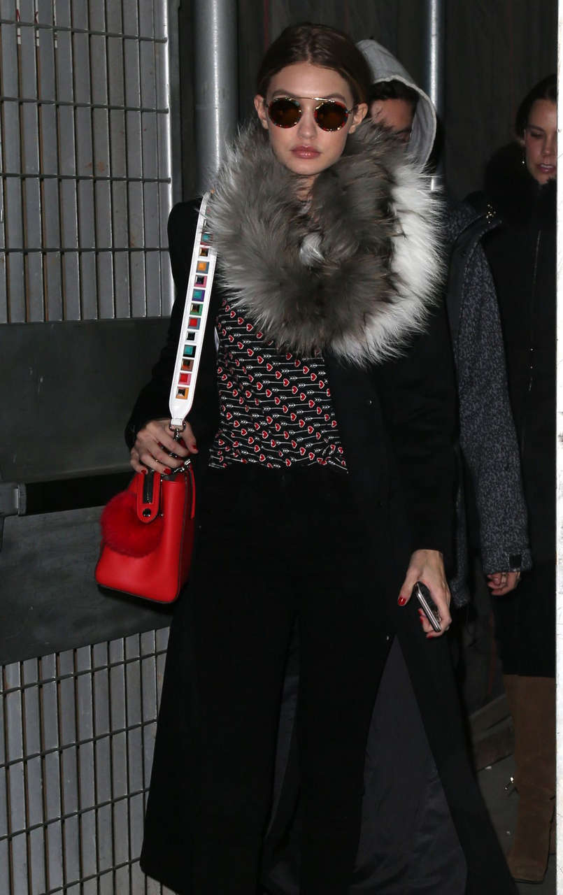 Gigi Hadid Arrives Diane Von Furstenberg Fall 2016 Fashion Show Nyfw