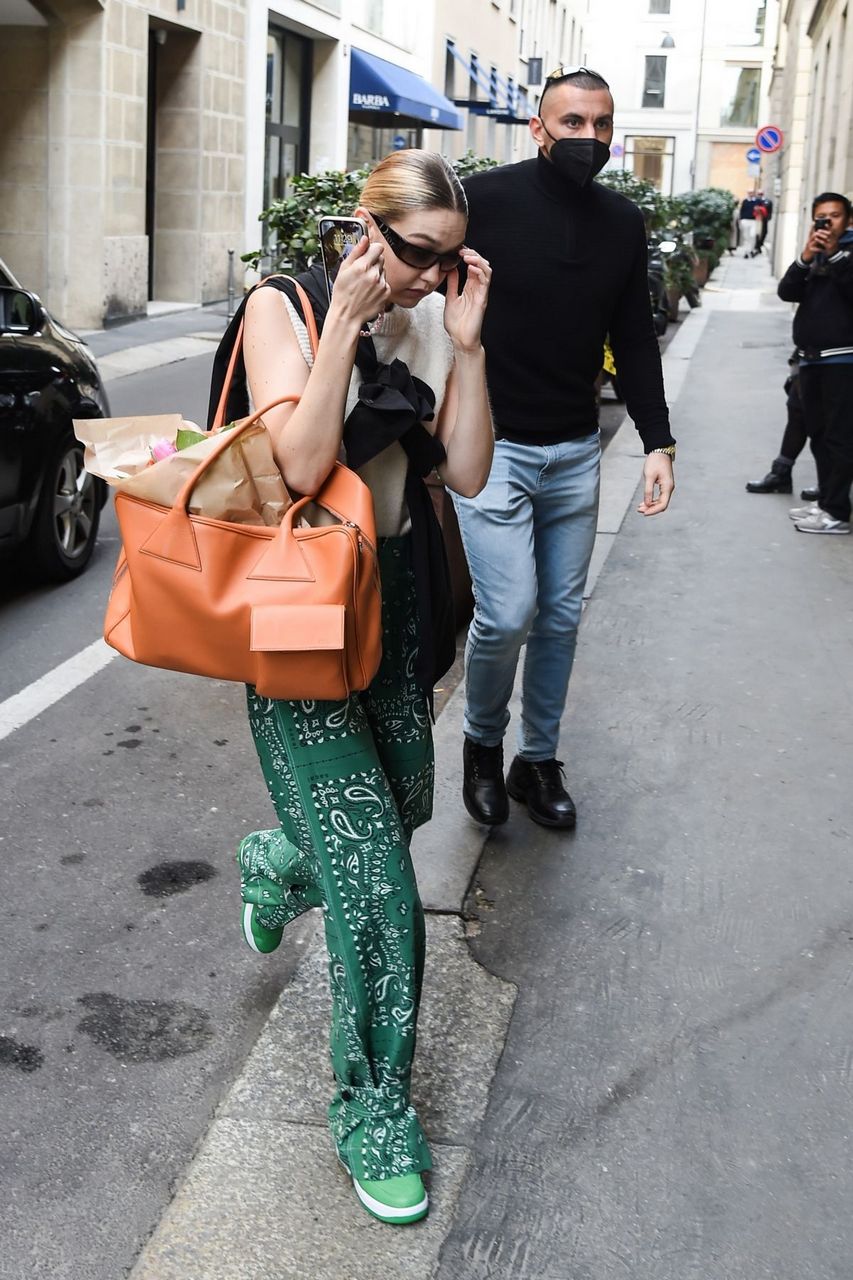 Gigi Hadid Out Milan Fashion Week