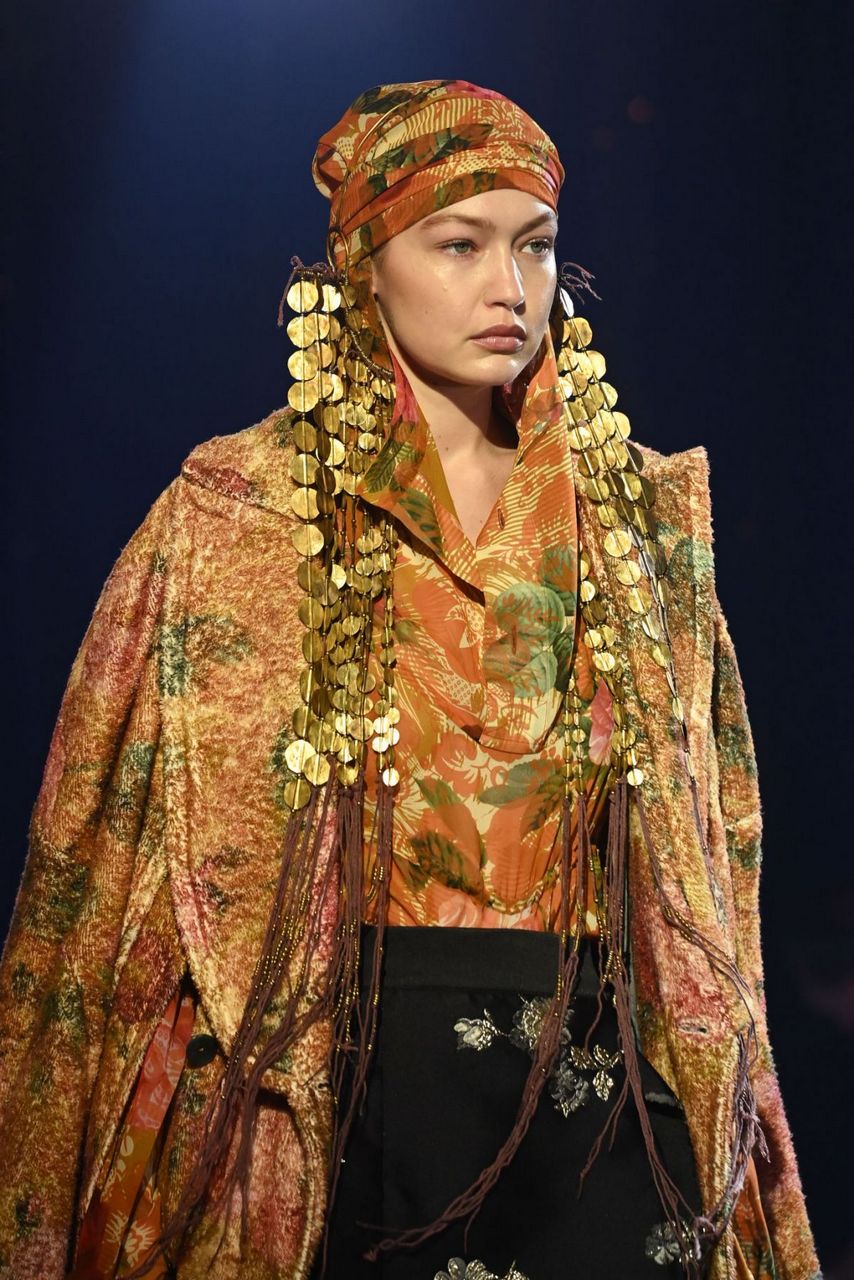 Gigi Hadid Walks Runway Vivienne Westwood Show Paris Fashion Week