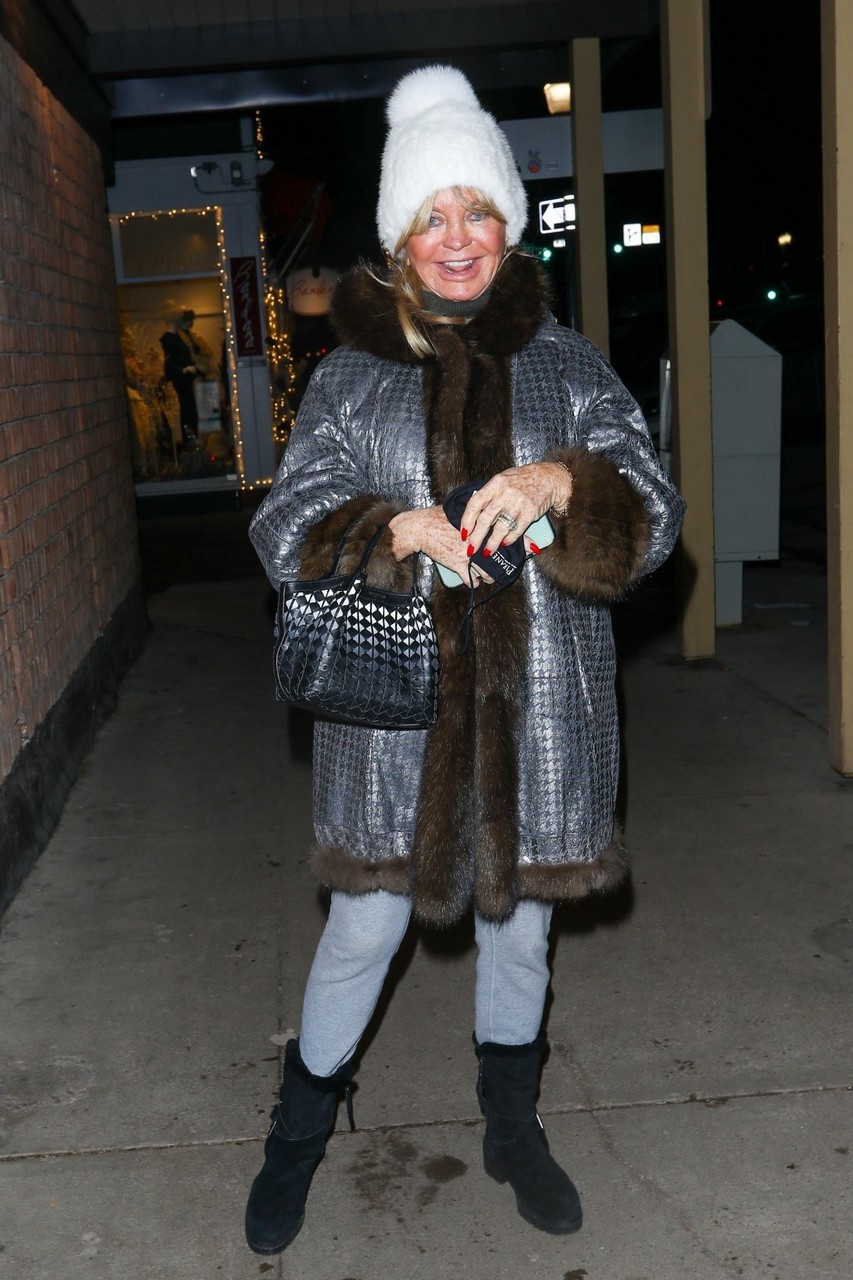 Goldie Hawn Out Shopping Aspen