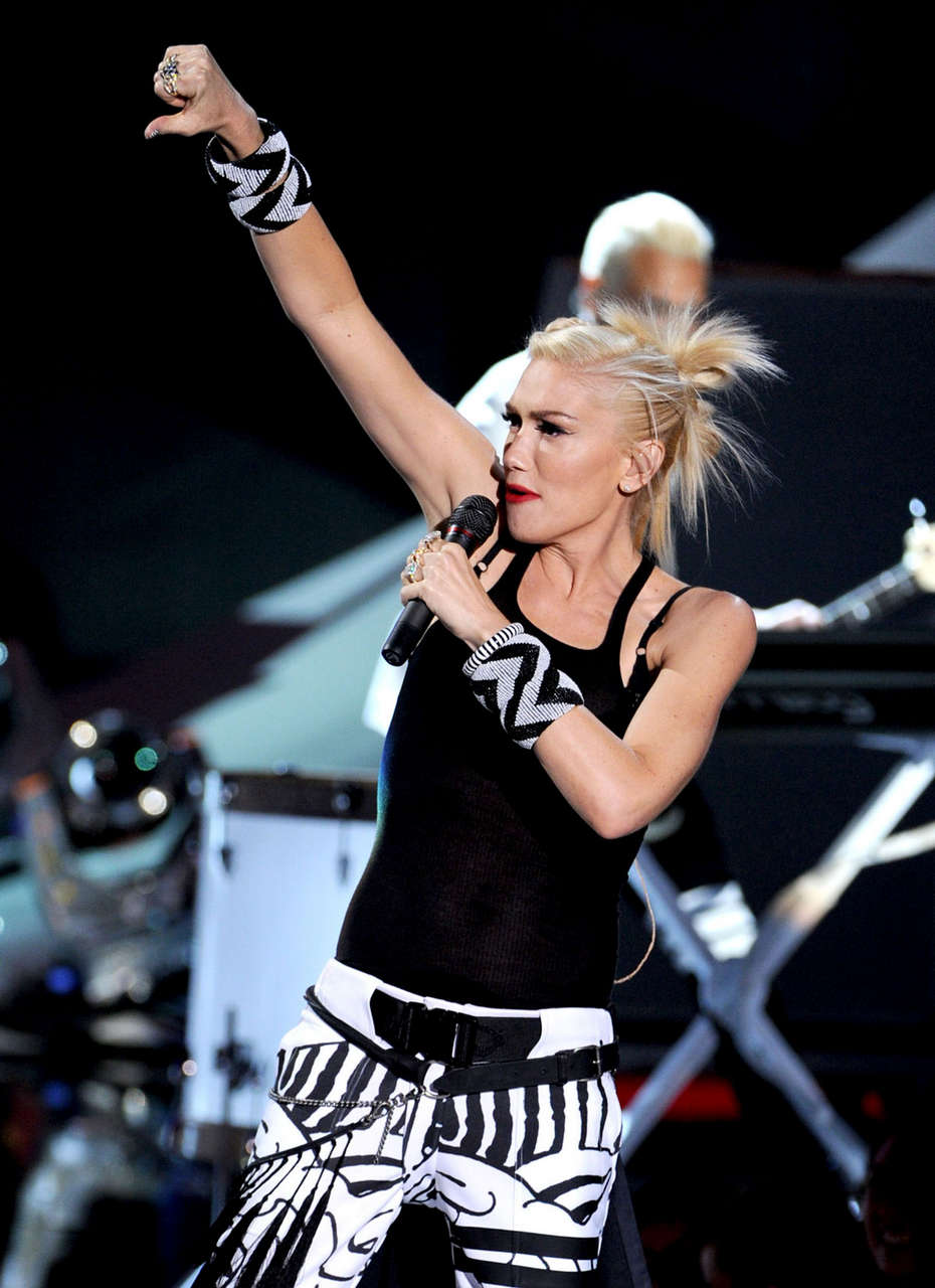 Gwen Stefani 2012 Teen Choice Awards Universal City