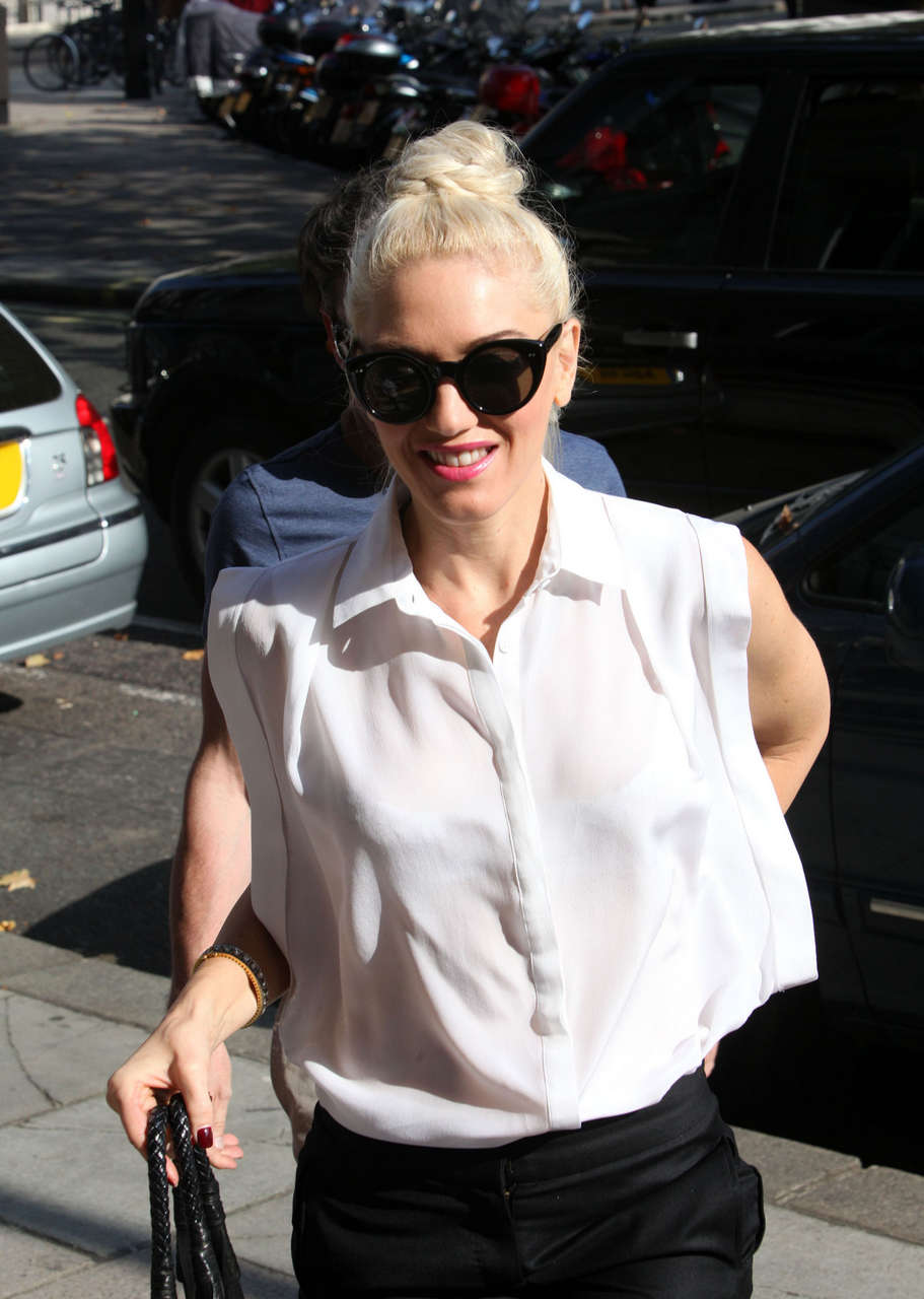 Gwen Stefani Out On Her 42nd Birthday