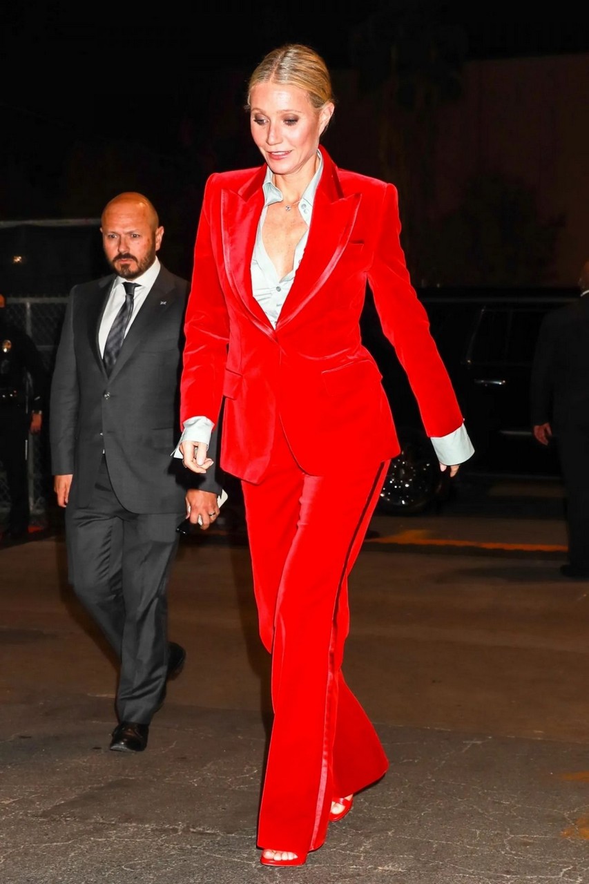 Gwyneth Paltrow Arrives Gucci Love Parade Fashion Show Los Angeles