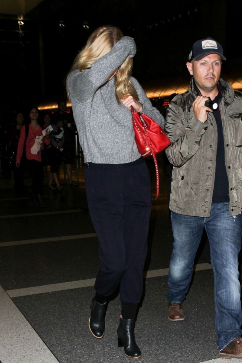 Gwyneth Paltrow Arrives Los Angeles International Airport