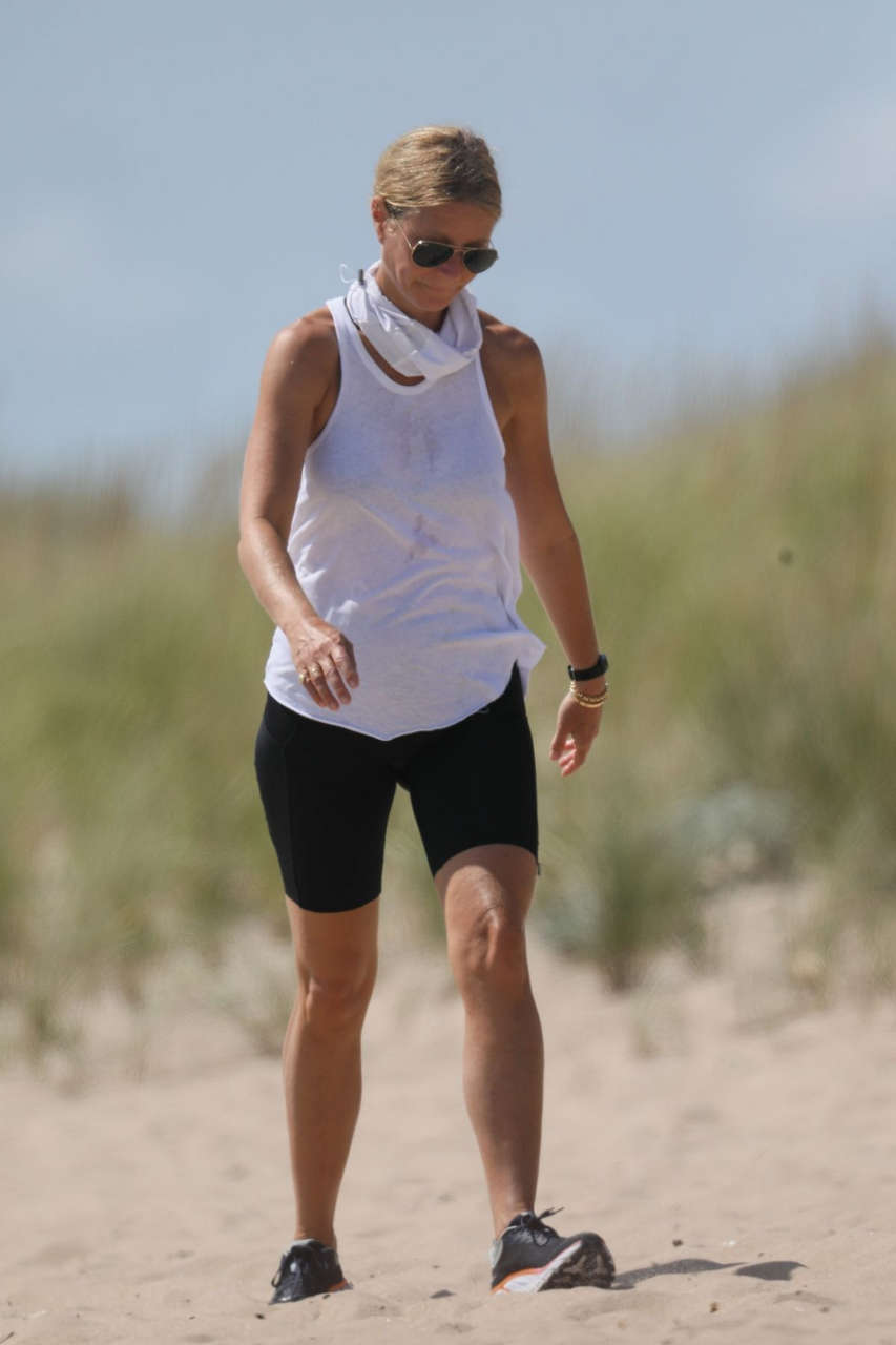 Gwyneth Paltrow Out Hiking Hamptons