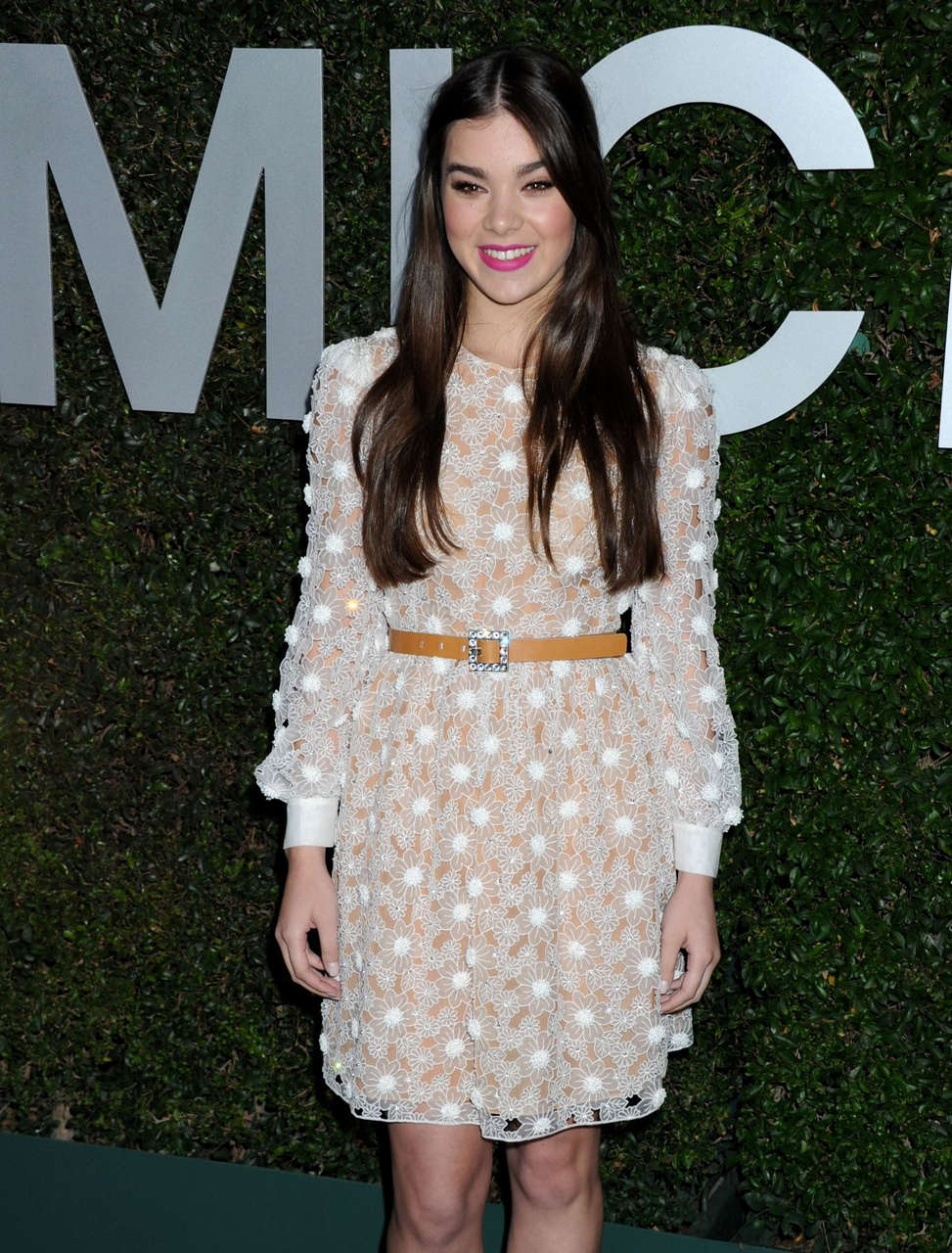 Hailee Steinfeld Michael Kors Launch Claiborne Swanson Franks Young Hollywood