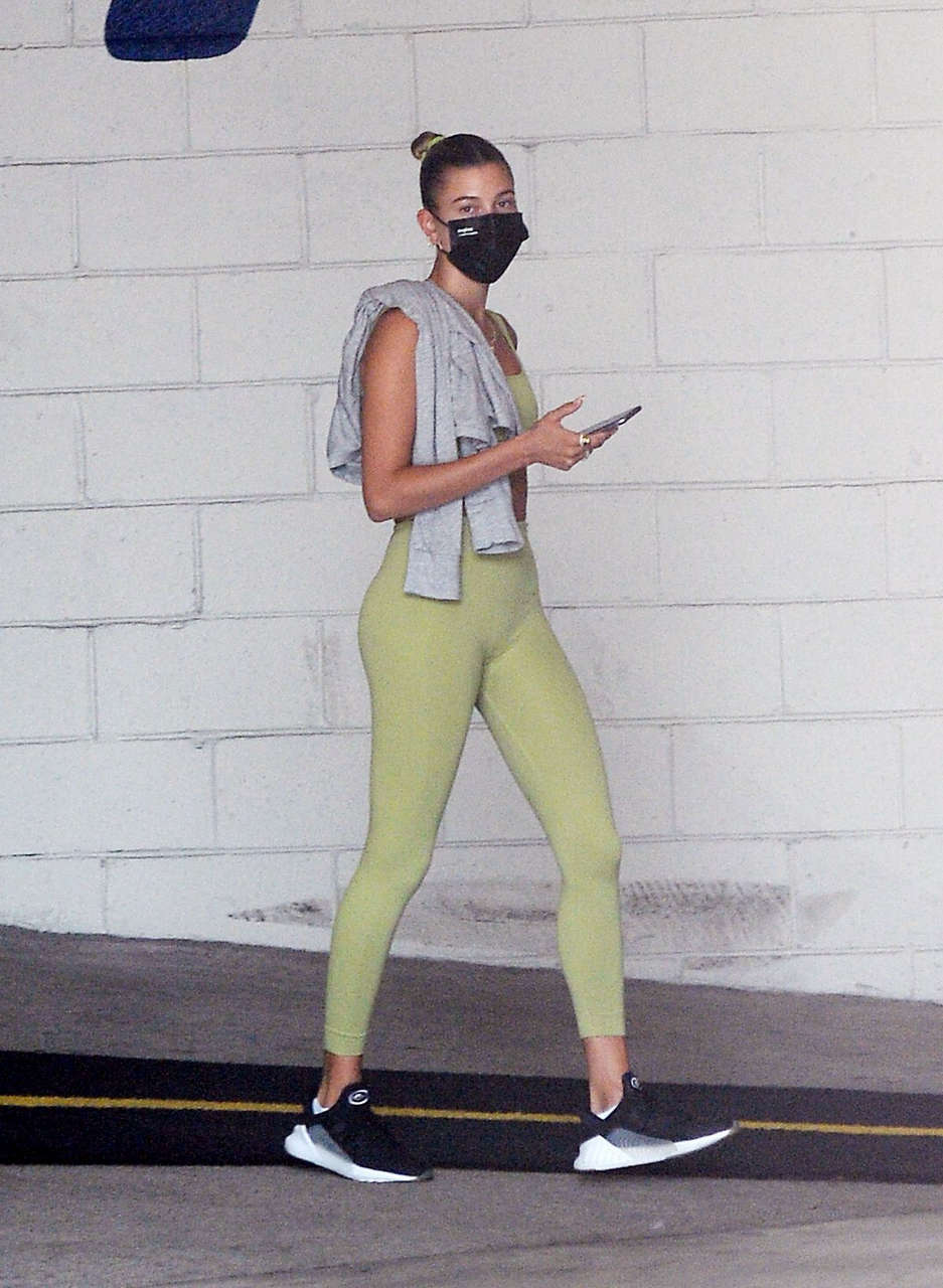 Hailey Bieber Heading To Gym Los Angeles
