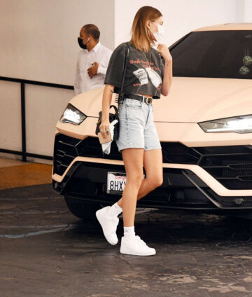 Hailey Bieber Out About Los Angeles