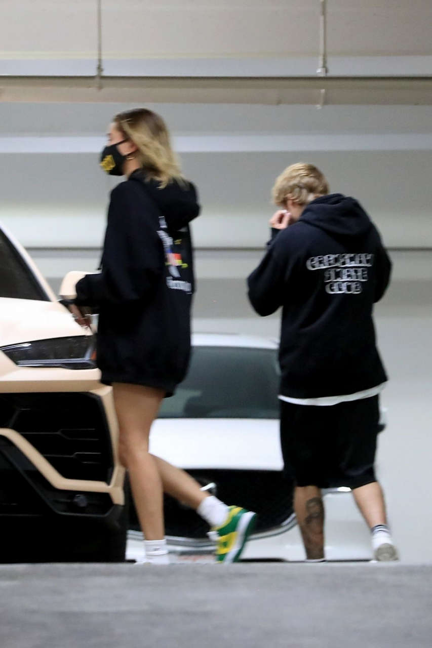 Hailey Justin Bieber Leaves Chiropractor Appointment Beverly Hills