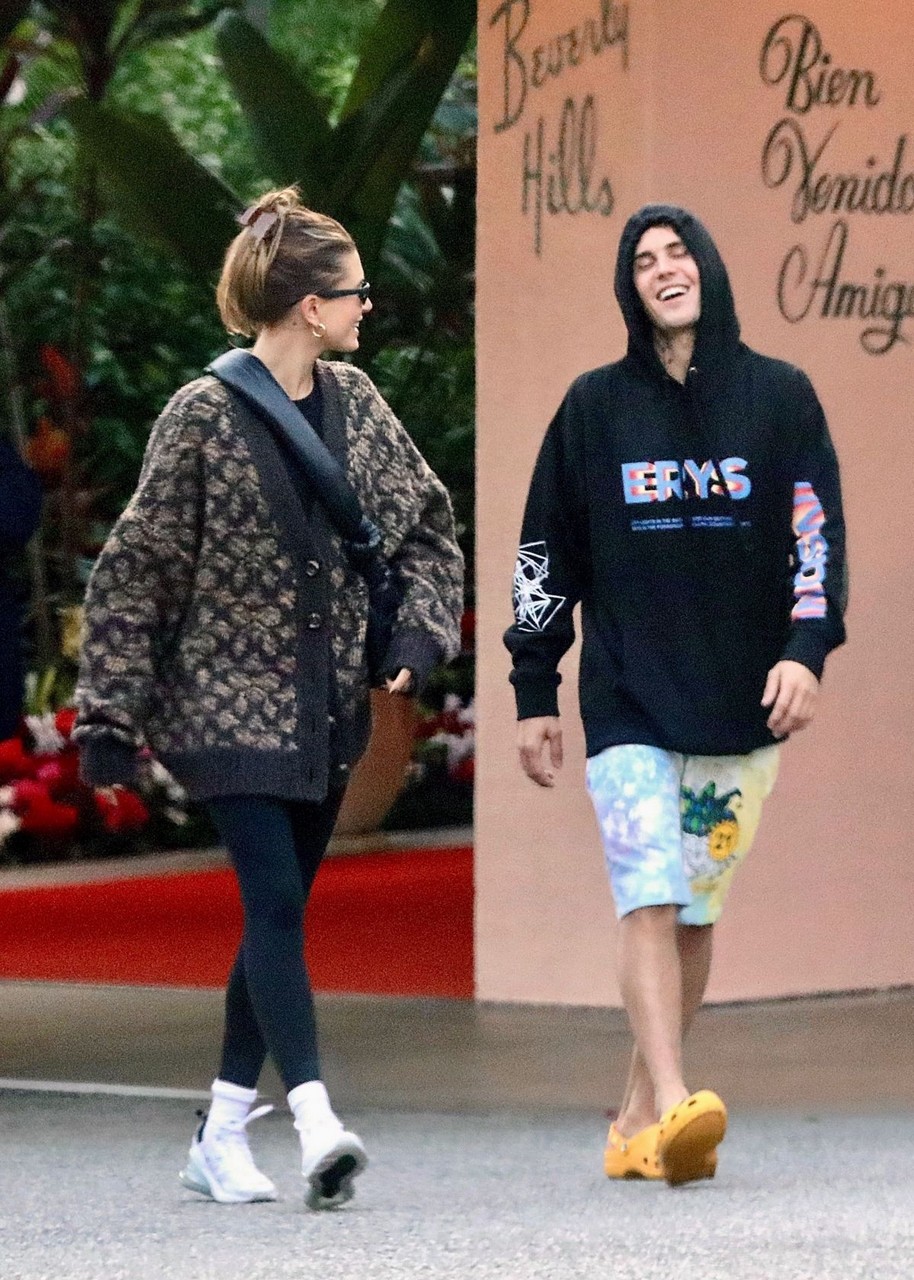 Hailey Justin Bieber Out For Dinner Date Beverly Hills Hotel