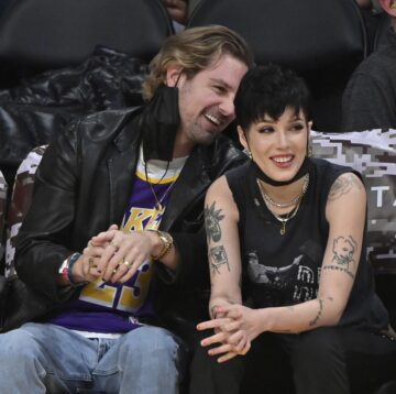 Halsey Alev Aydin Lakers Game Staples Center Los Angeles