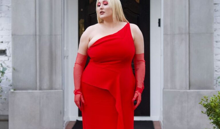 Hayley Hasselhoff Out Beverly Hills (7 photos)