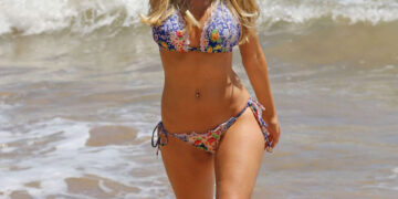 Heidi Montag Bikini Beach Hawaii