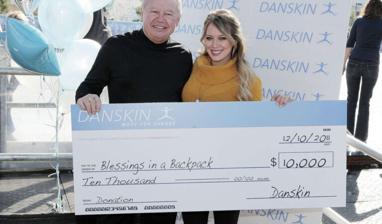 Hilary Duff Danskin Skate For Cause Santa Monica (11 photos)