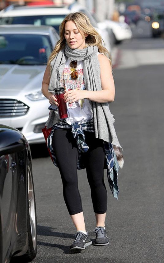 Hilary Duff Out About Beverly Hills