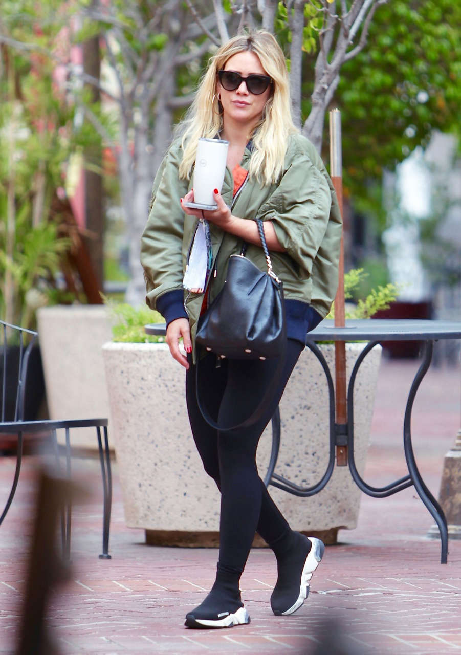 Hilary Duff Out For Coffee Los Angeles