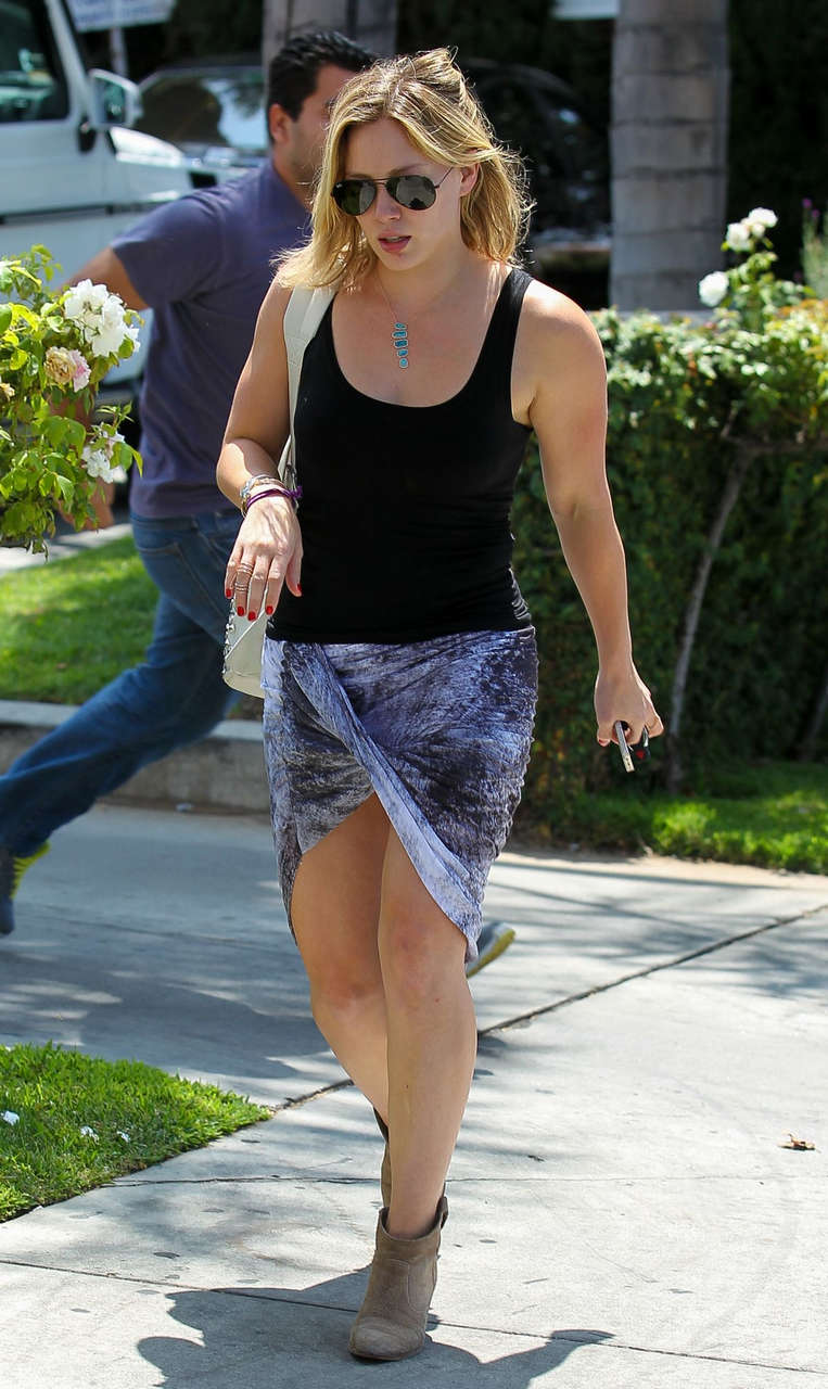 Hilary Duff Out Los Angeles