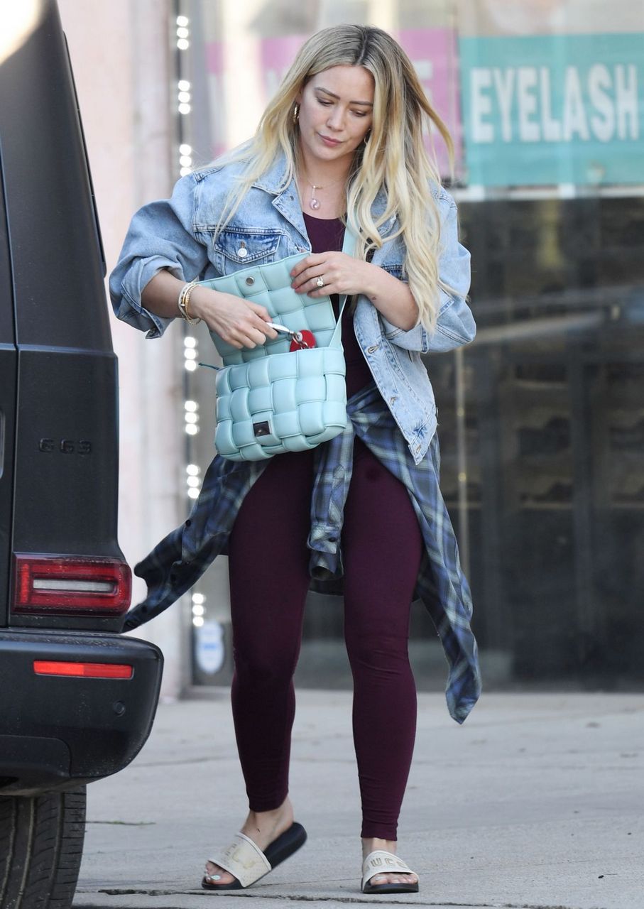 Hilary Duff Out Shopping Studio City