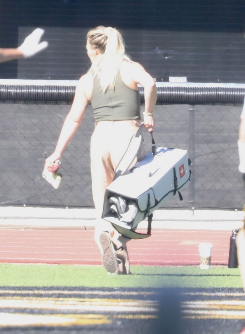 Hilary Duff Take Her Son To Play Football Los Angeles