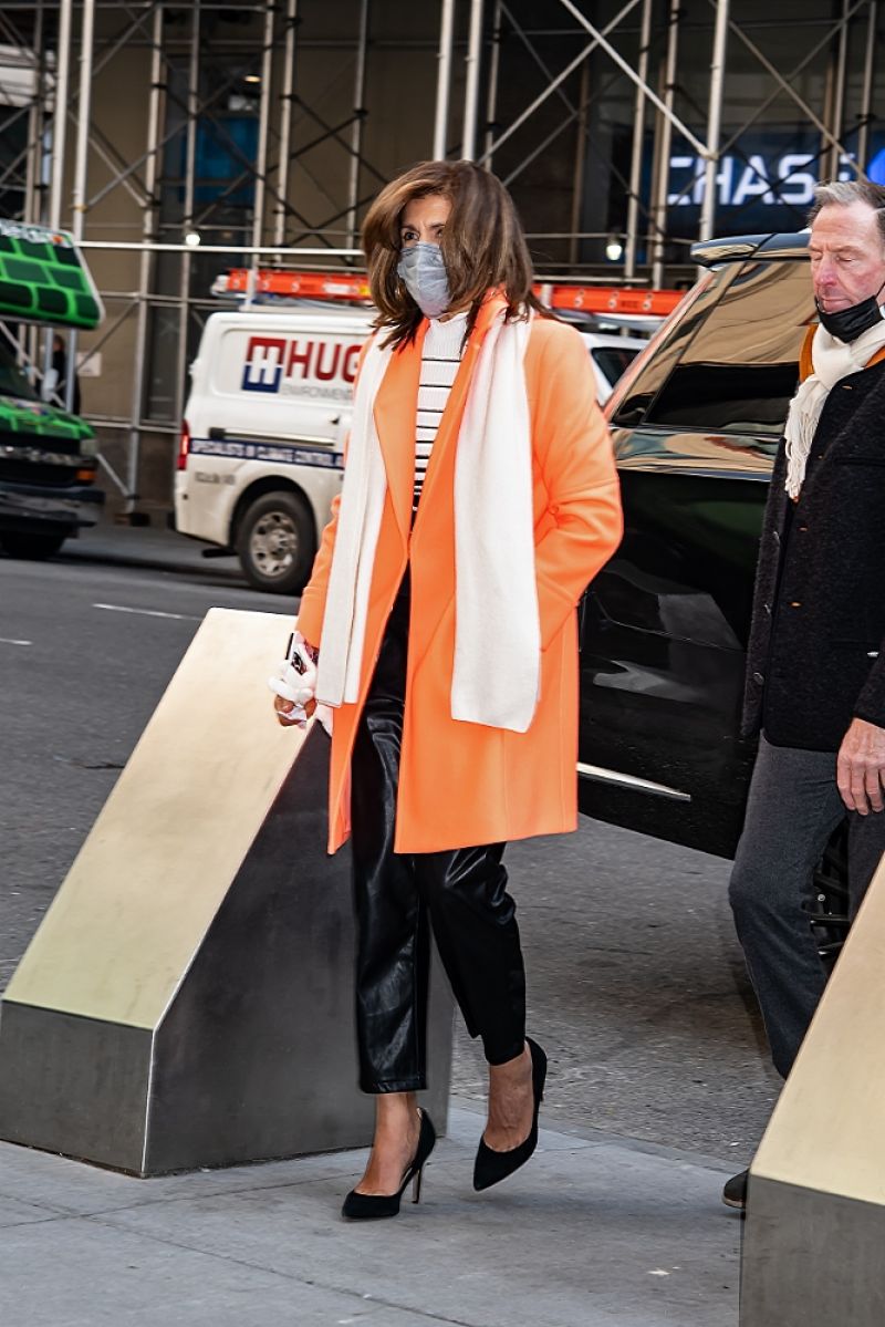 Hoda Kotb Arrives Empire State Building To Celebrate Today Show 70th Anniversary New York