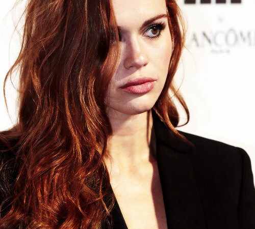 Holland Roden Attends The Nouvelle Vague By (1 photo)