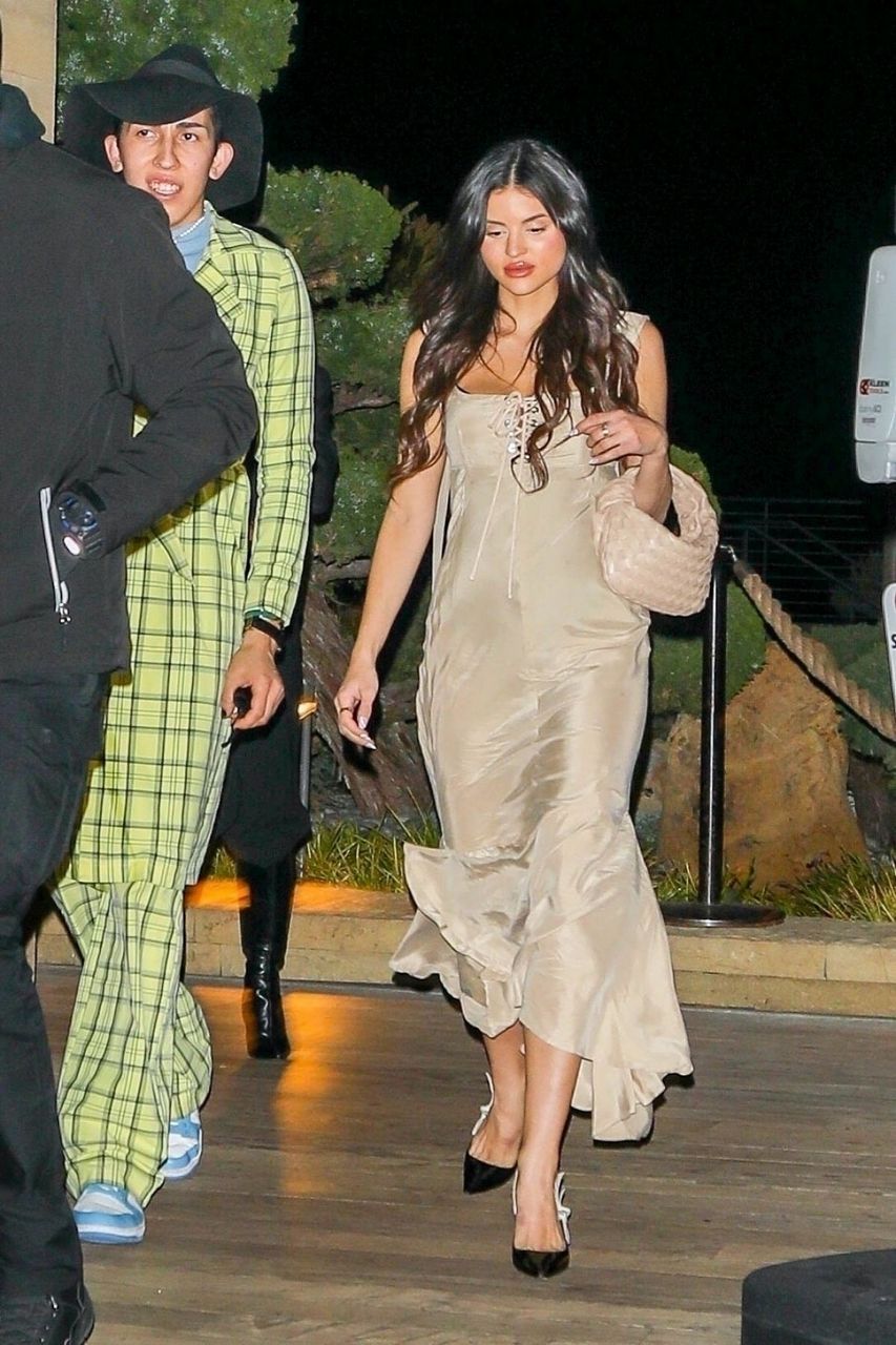 Holly Scafrone Out For Dinner Date Nobu Malibu