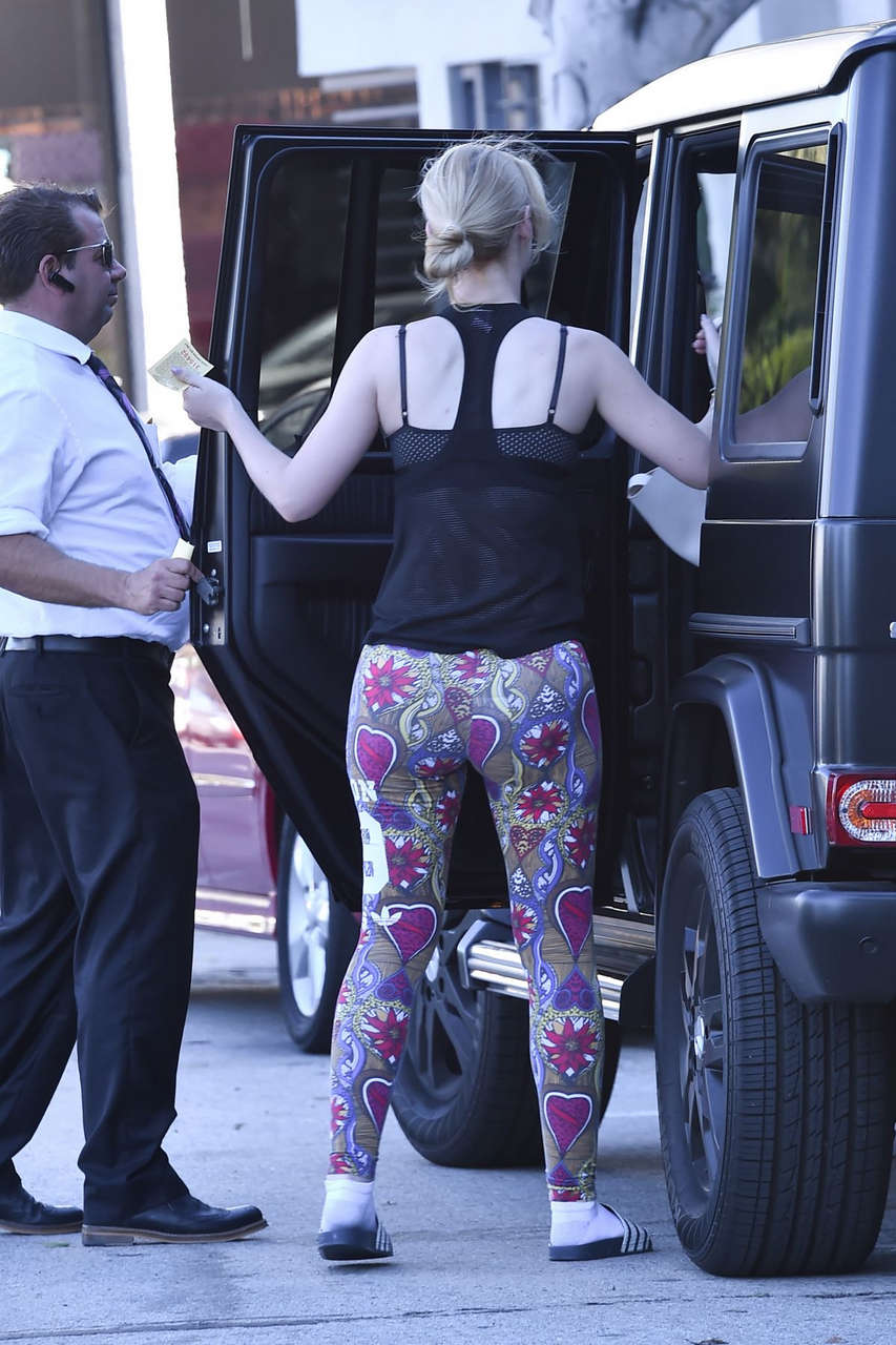 Iggy Azalea Tights Out About Los Angeles