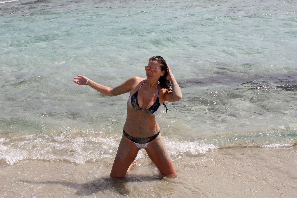 Imogen Thomas Bikini Beach Italy